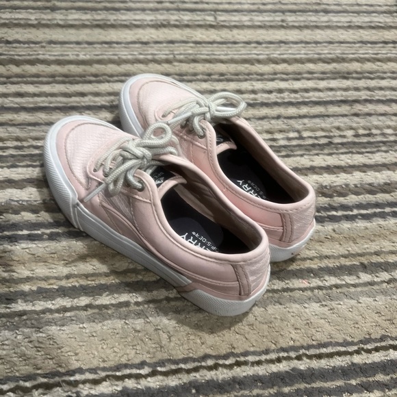 Kids Sperry shoes - Picture 2 of 4